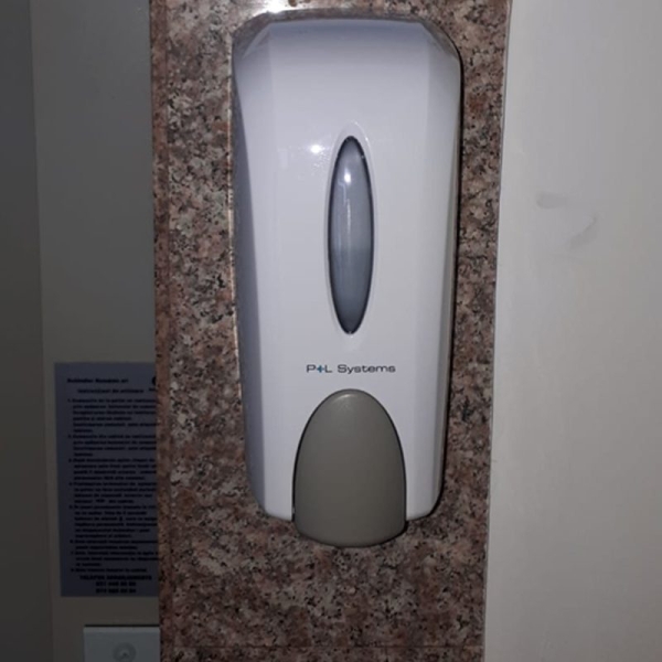 Dispenser gel dezinfectant de maini, cu actionare manuala, 1000ml