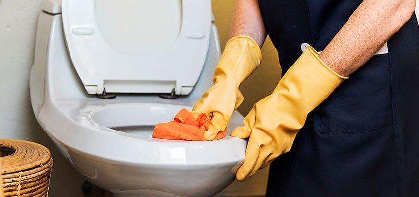 3-Curățarea-și-dezinfectarea-grupurilor-sanitare 3-Curățarea-și-dezinfectarea-grupurilor-sanitare