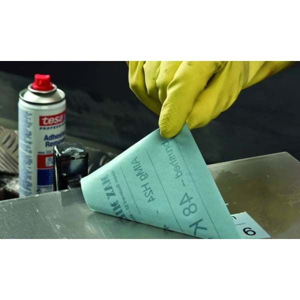 Spray indepartare adeziv 200ml, tesa® Adhesive Remover 60042, îndepărteaza urme și reziduuri de adezivi, benzi adezive, lipici și etichete
