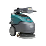 Echipament de spălat şi uscat pardoselile Tennant CS16 cu acumulatori, gata de utilizare. pentru spatii mici si mijlocii, birouri, magazine, showroom-uri, spatii de productie mici_fata_lat