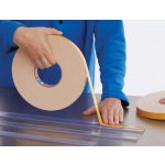 Banda dublu adeziva tesa® 4957, din spuma PE, pentru fixarea obiectelor in exterior si interior, rezistent UV si umiditate_aplicatie2