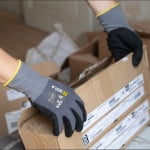 CG1NIST00_Manusi de protectie imersate in spama de nitril, EUROLITE MAX25, aderenta, rezistenta la abraziune, adaptare la forma mainii OEKO-TEX Standard 100_aplicatie4