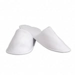 CM90050_Papuci hotelieri de unica folosinta din frotir sintetic, albi, lungime 28.5cm, inchis la varf, usori, talpa anti-alunecare, marime unica