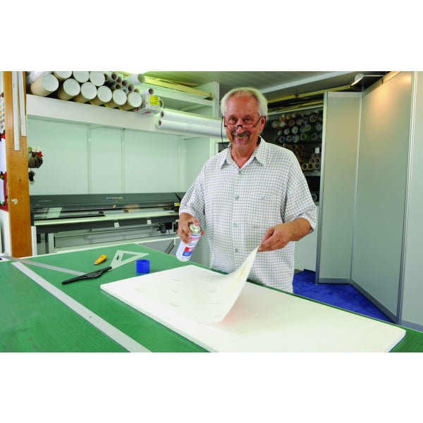 Spray adeziv permanent, 300 ml tesa® Spray Glue Permanent, pentru materiale cu greutate mică spre medie si suprafete mari si usor neregulate