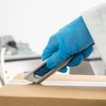 PHC-E12208-9_Cutter detectabil cu lama din otel-carbon, autoretractabila, Metti MD auto-retract safety knife, subtire, pentru industria alimentara, pharma_a2