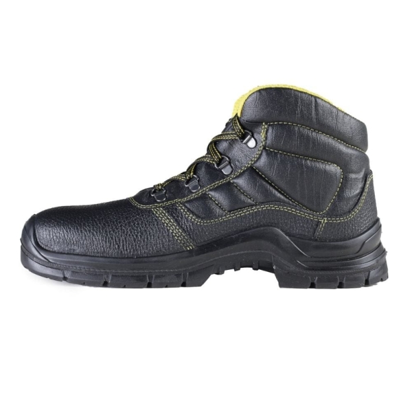 Bocanci Sirin Bora New S1 SRC din  material rezistent la abraziune, care asigură aerisirea piciorului, cu talpă PU 1D, tip burduf dublat cu material spongios și înșiretare prin perforații consolidate cu capse metalice.