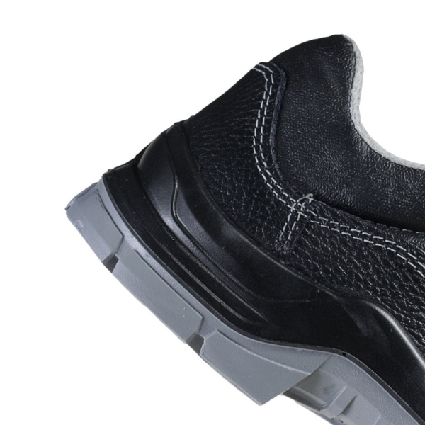 Pantofi Exena Como S3 SRC C-dry PU 2D curezistent la abraziune, asigură aerisirea piciorului, cu limbă tip burduf dublată cu material spongios.