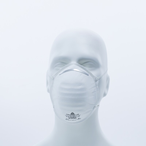 Semimască de unică folosință - Material sintetic nețesut - Cutie de 20, culoare Alb